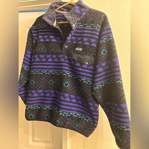 Gently worn Men’s Patagonia fleece - great condition!!